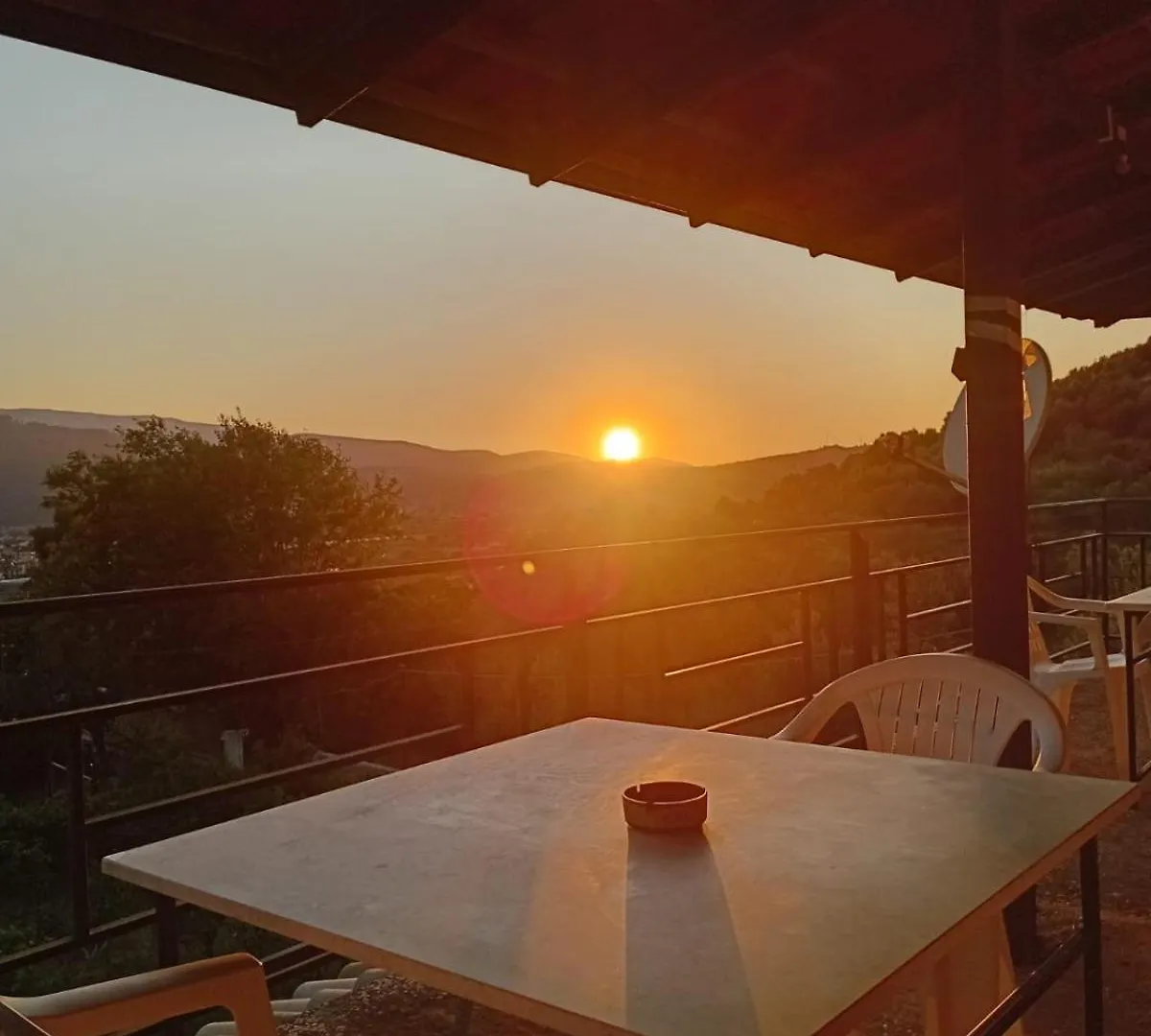 Guest House Xhaferaj Berat Apartament